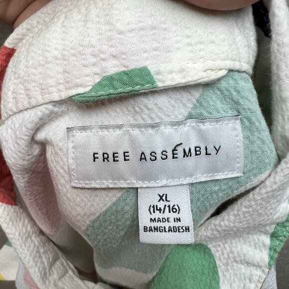 Free Assembly Seersucker Camp Shirt Kids XL 14/16 Floral Paint Splat - Picture 8 of 9